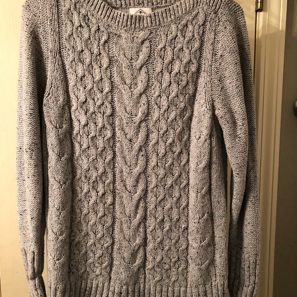 St John’s Bay Gray Long Sleeve Sweater Size Large